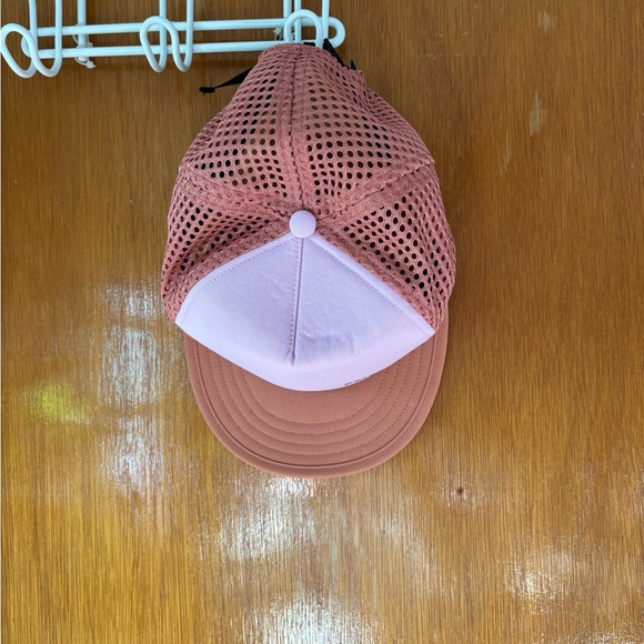 NWOT Patagonia trucker hat - Picture 6 of 6